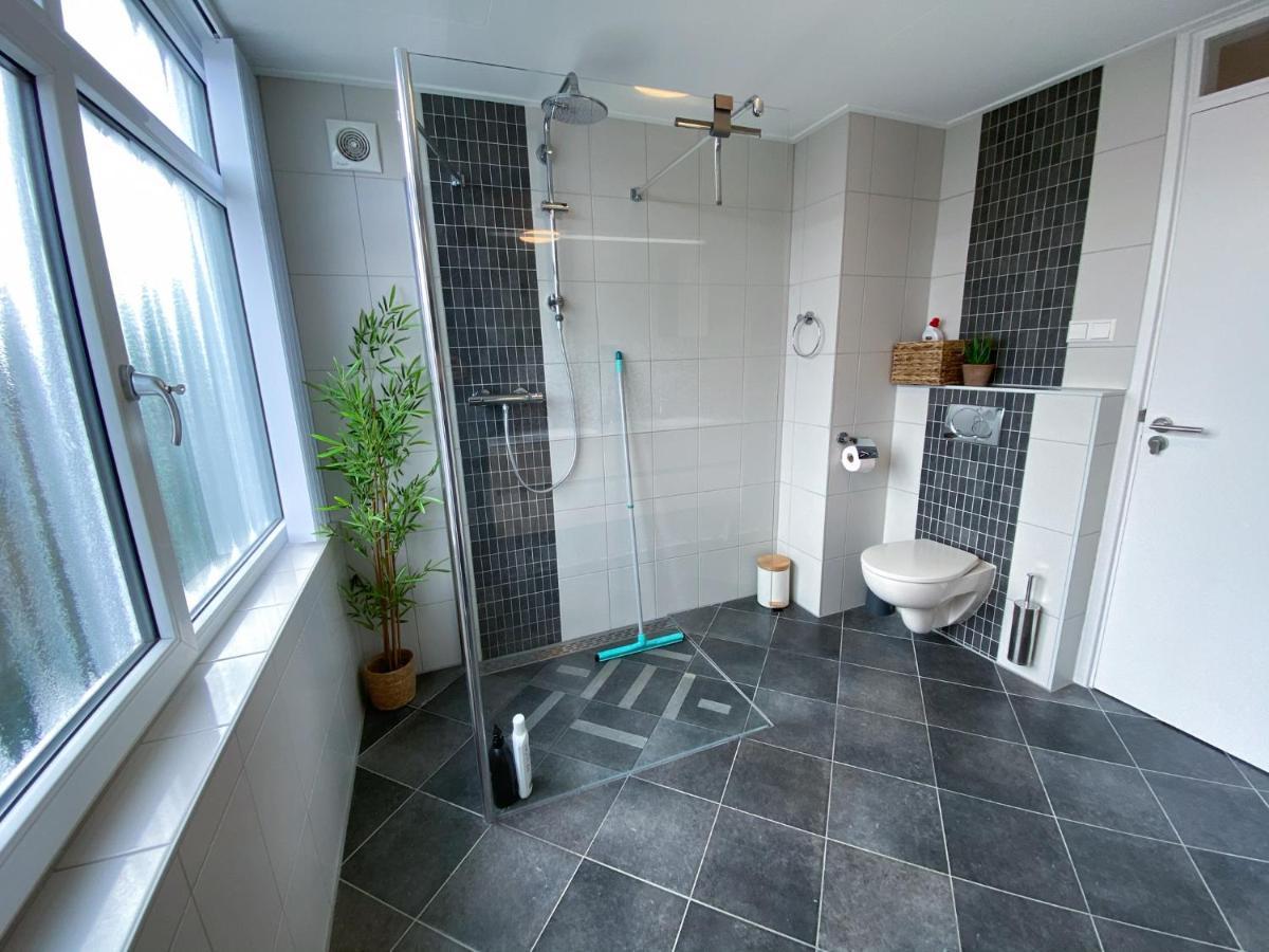 Beach House Makai - Family House With Finnish Sauna, 2 Bathrooms And Only Minutes From The Beach De Koog  Exterior photo