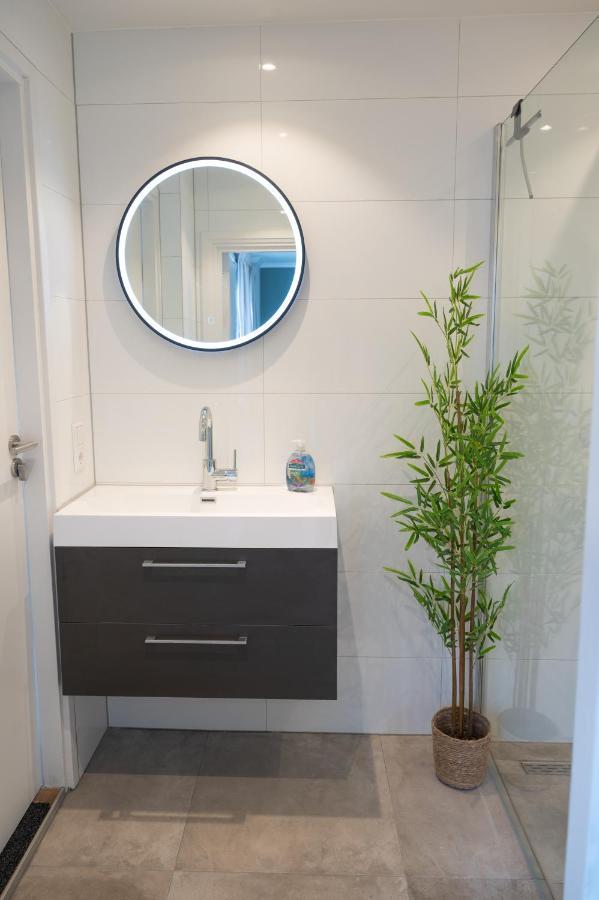 Beach House Makai - Family House With Finnish Sauna, 2 Bathrooms And Only Minutes From The Beach De Koog  Exterior photo